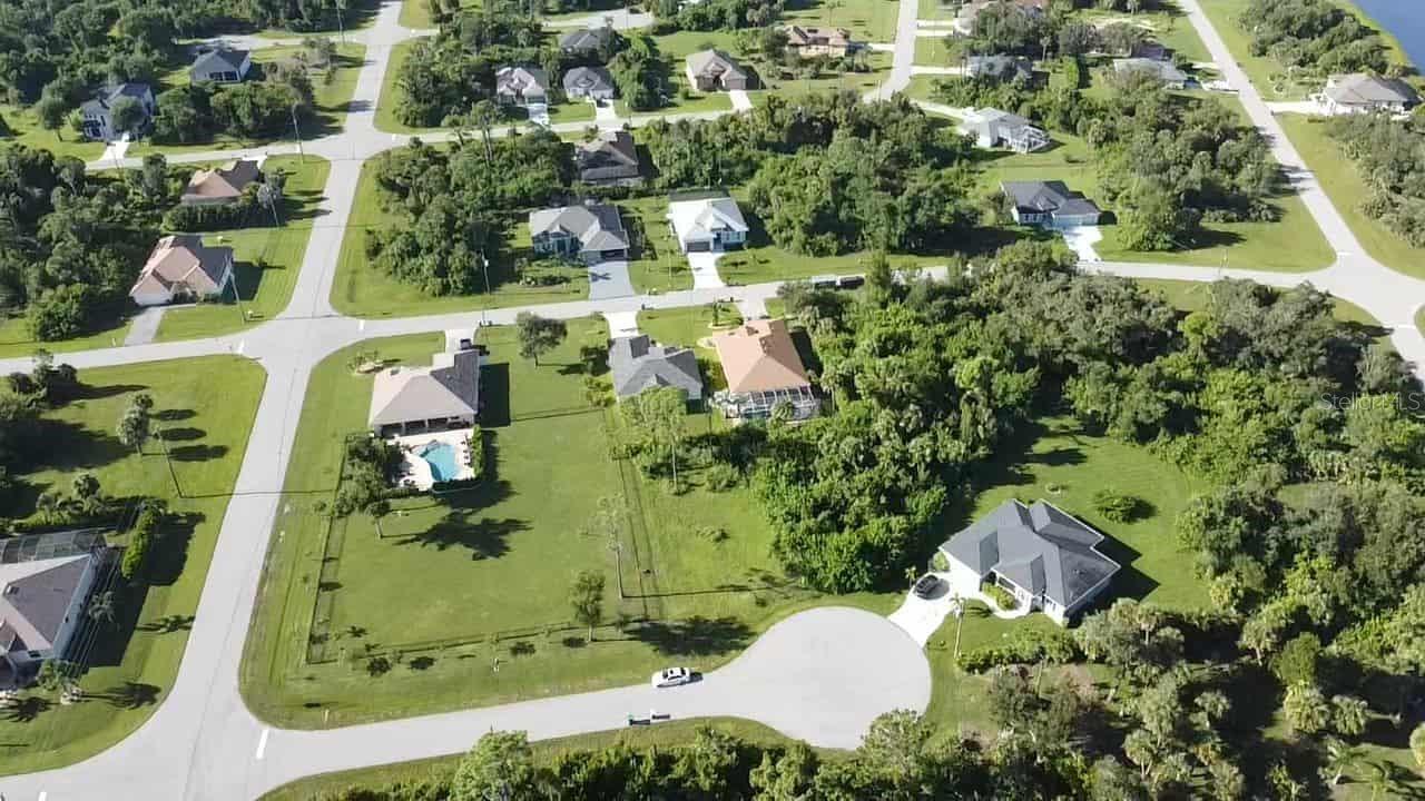 Image 4 of 10 For 105 Delway Way