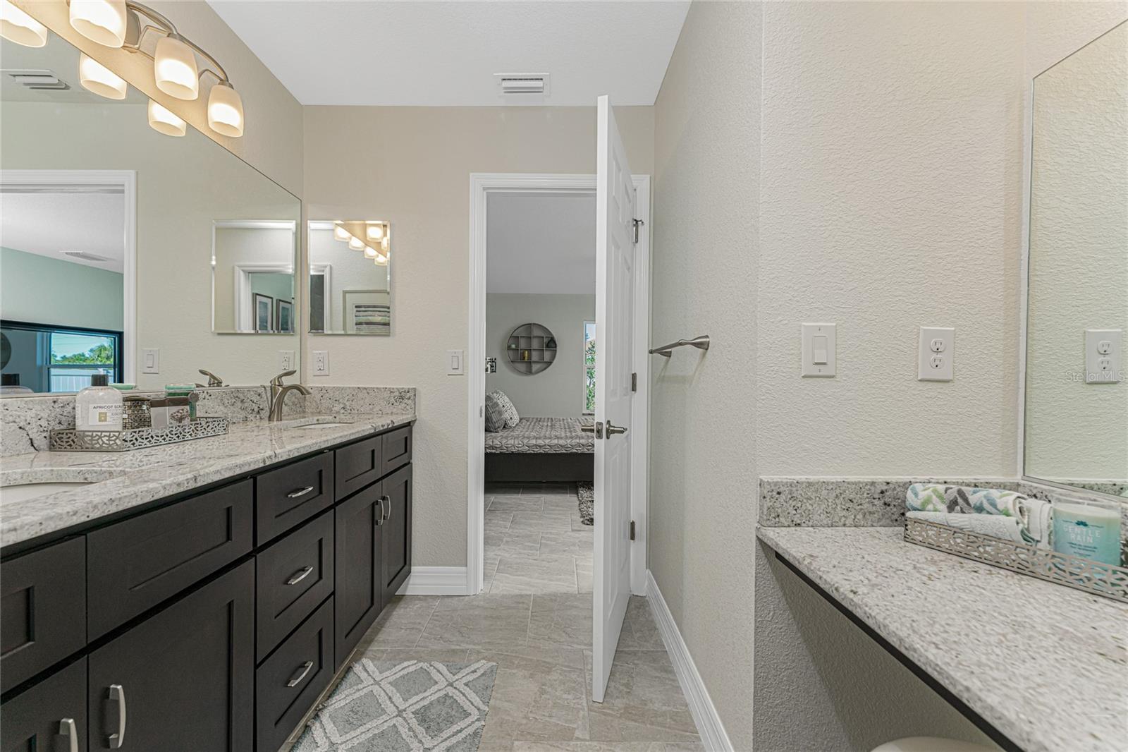 Image 32 of 40 For 2315 Littlefield Lane