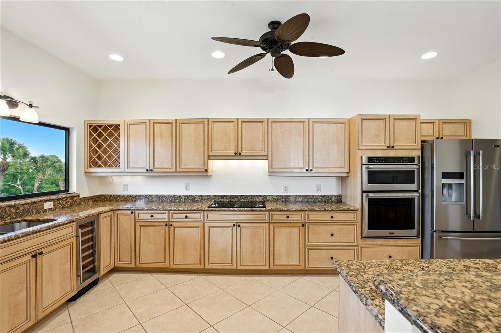 Image 26 of 100 For 10170 & 10180 Creekside Drive
