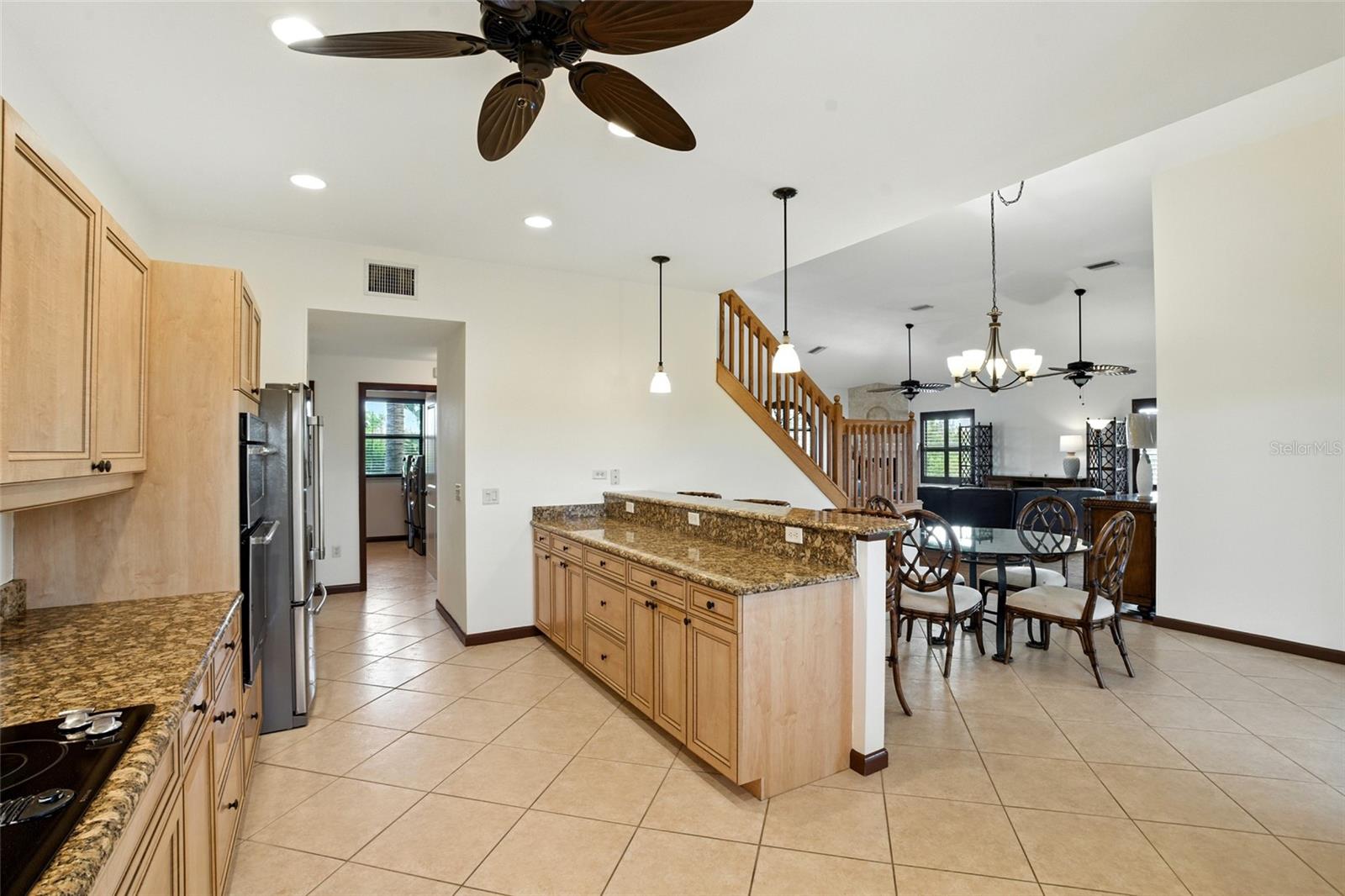 Image 27 of 100 For 10170 & 10180 Creekside Drive
