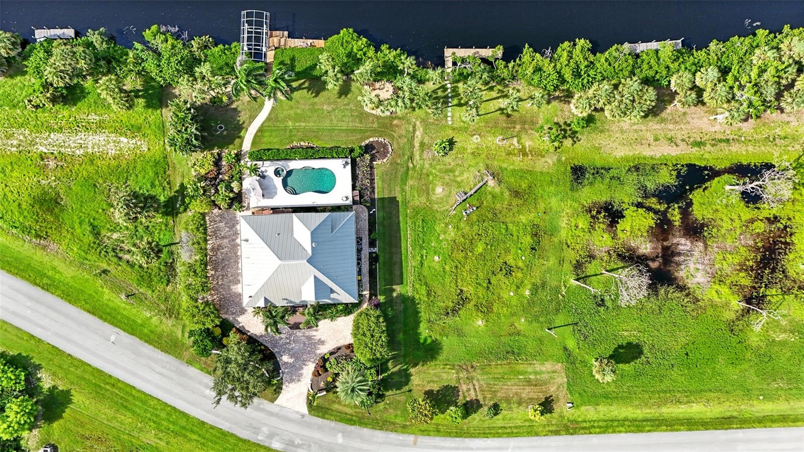 Image 5 of 100 For 10170 & 10180 Creekside Drive