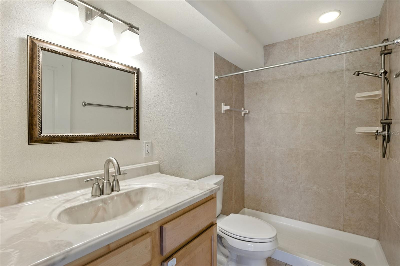 Image 59 of 100 For 10170 & 10180 Creekside Drive