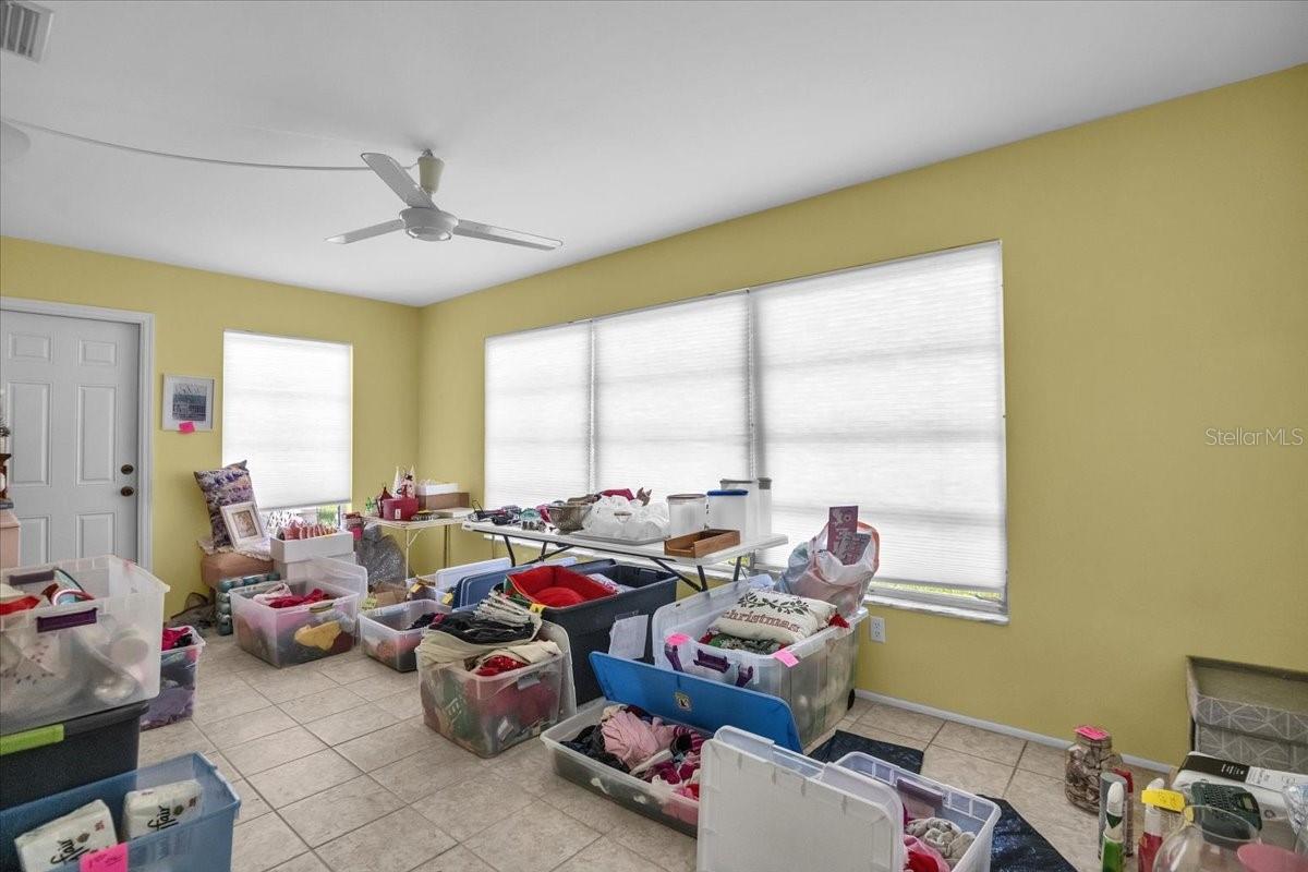Image 10 of 25 For 371 Peppertree Road