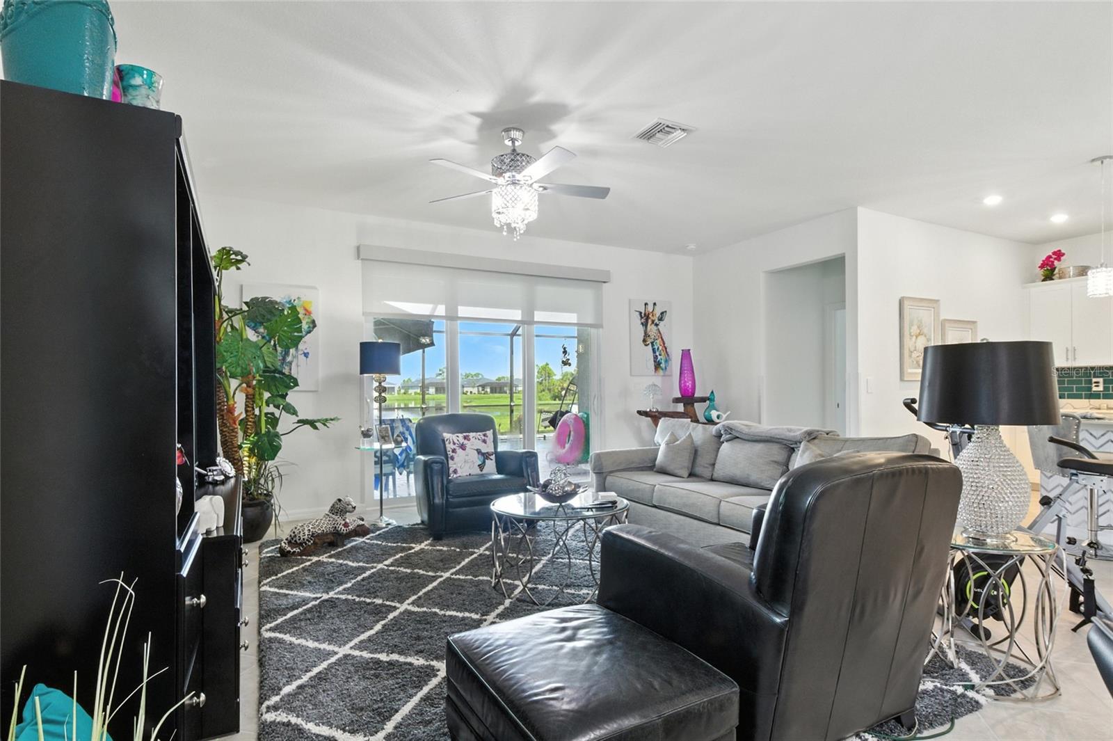 Image 10 of 41 For 19085 Cabernet Court