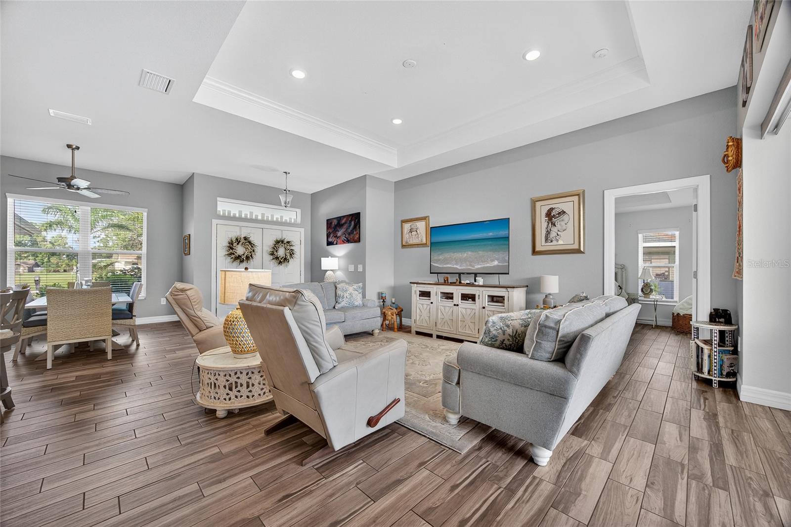 Image 5 of 39 For 25212 Alcazar Drive