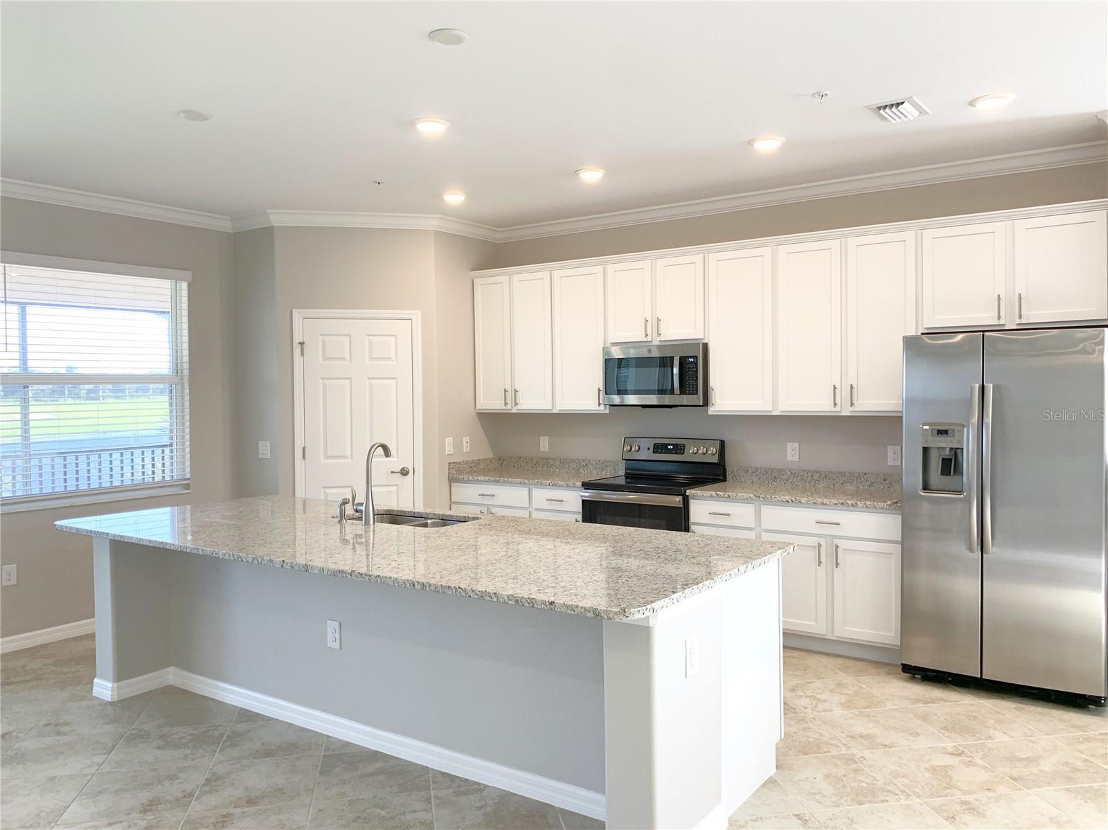 Image 4 of 48 For 14008 Black Beauty Drive 1822