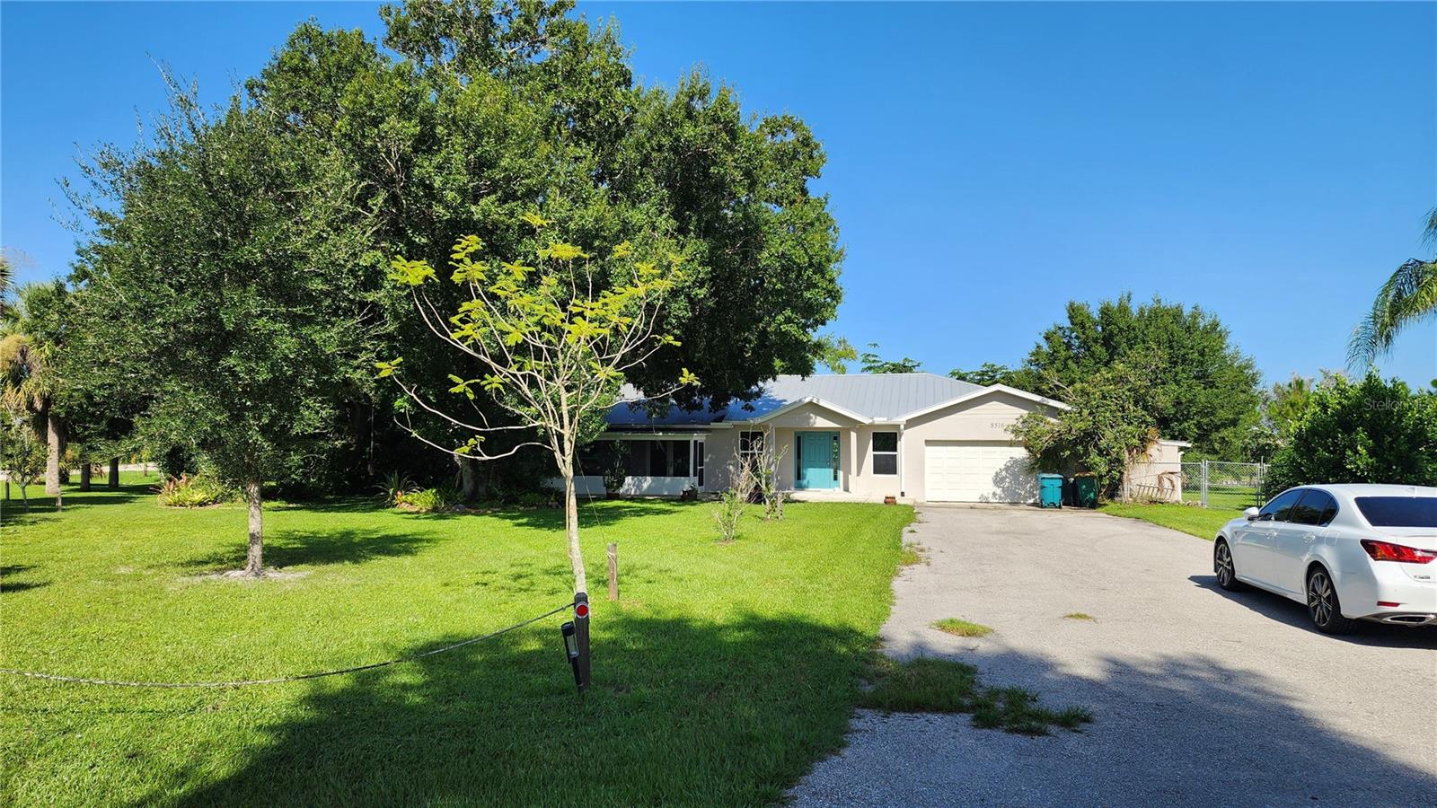 Image 46 of 66 For 8516 Riverside Drive