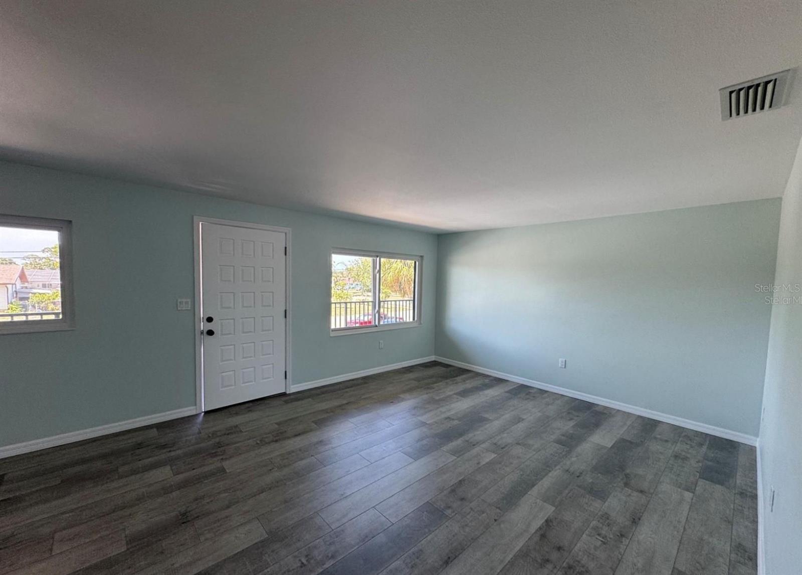 Image 11 of 12 For 1258 Barbara Drive 202