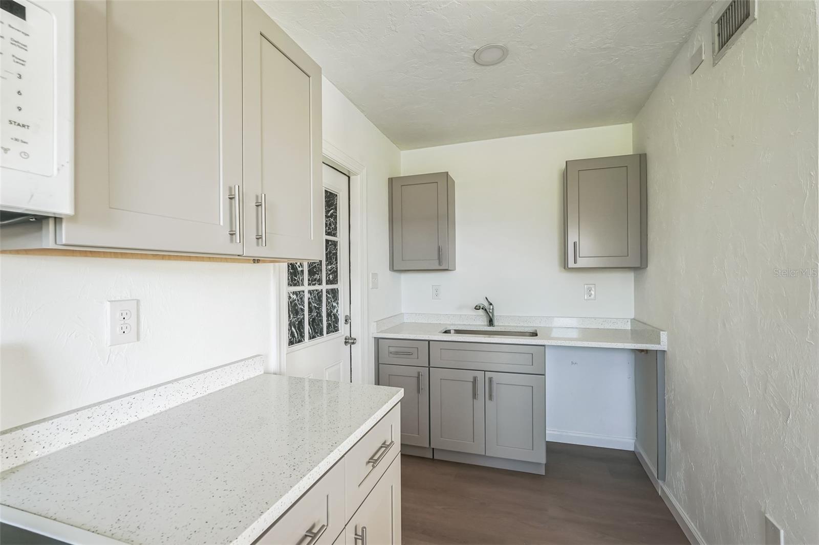 Image 11 of 26 For 8772 Herbison Avenue