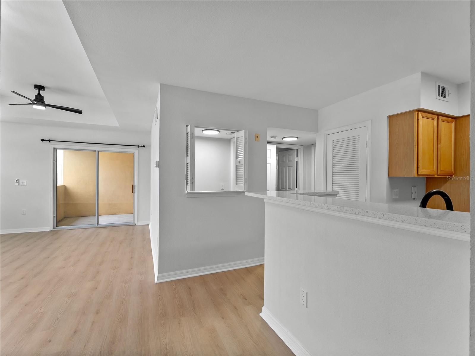 Image 11 of 39 For 1120 Villagio Circle 202
