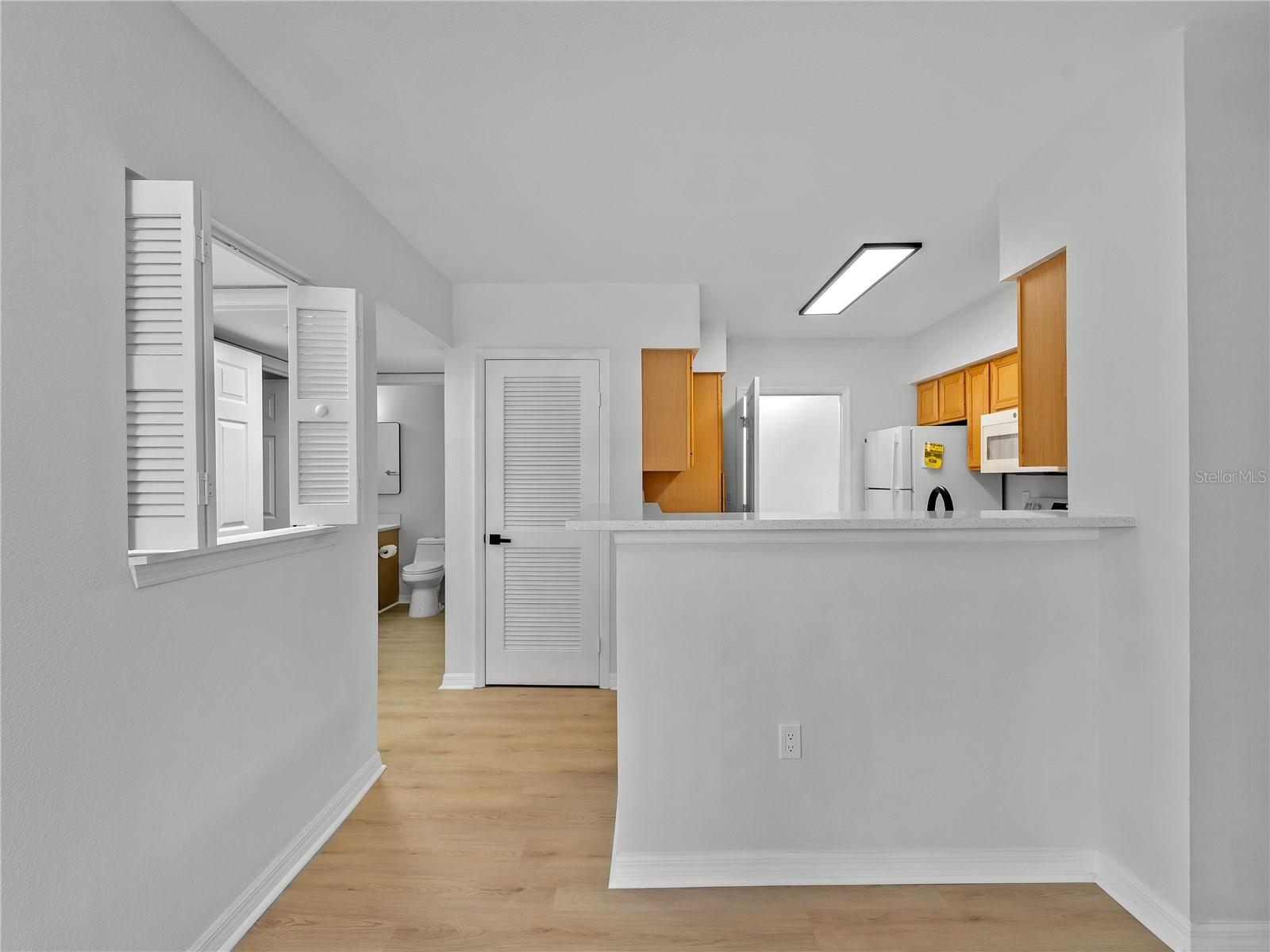 Image 12 of 39 For 1120 Villagio Circle 202