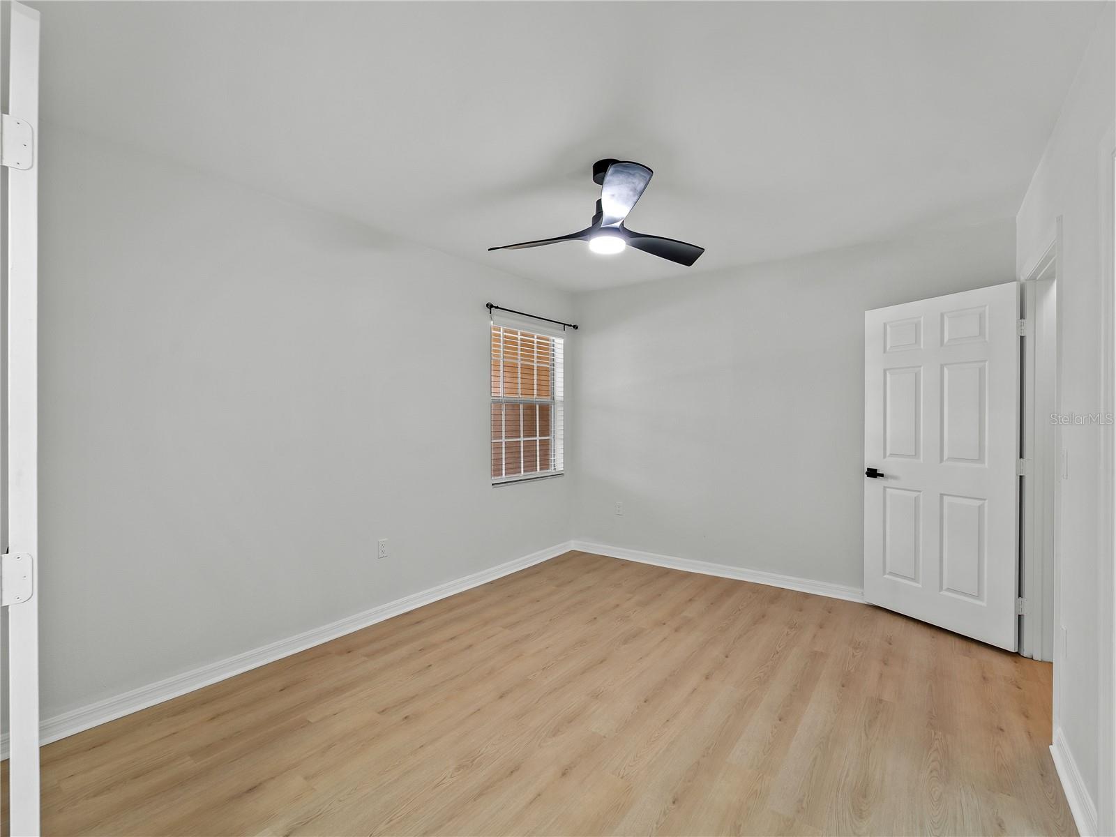 Image 20 of 39 For 1120 Villagio Circle 202