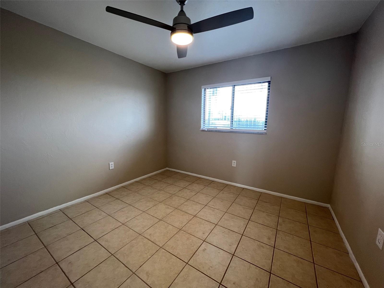 Image 11 of 38 For 25225 Rampart Boulevard 2006