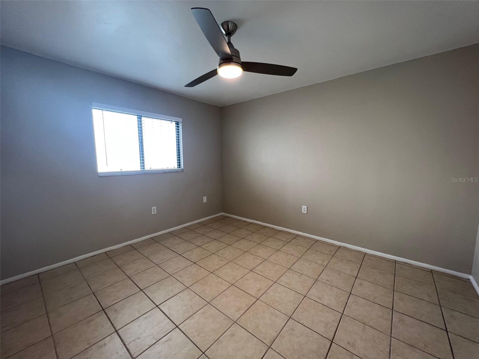 Image 16 of 38 For 25225 Rampart Boulevard 2006