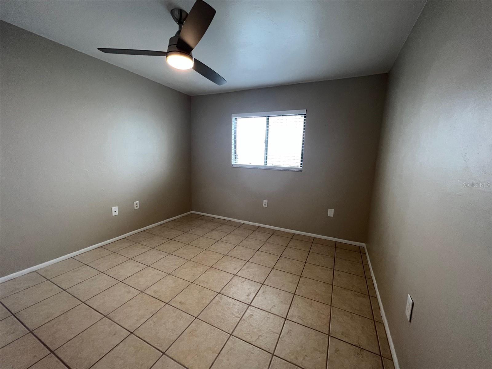 Image 19 of 38 For 25225 Rampart Boulevard 2006