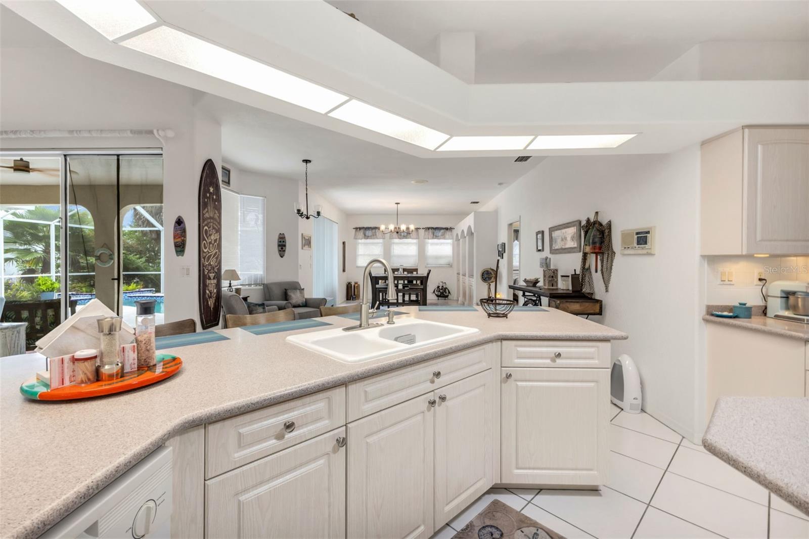 Image 19 of 80 For 2209 Baybell Street