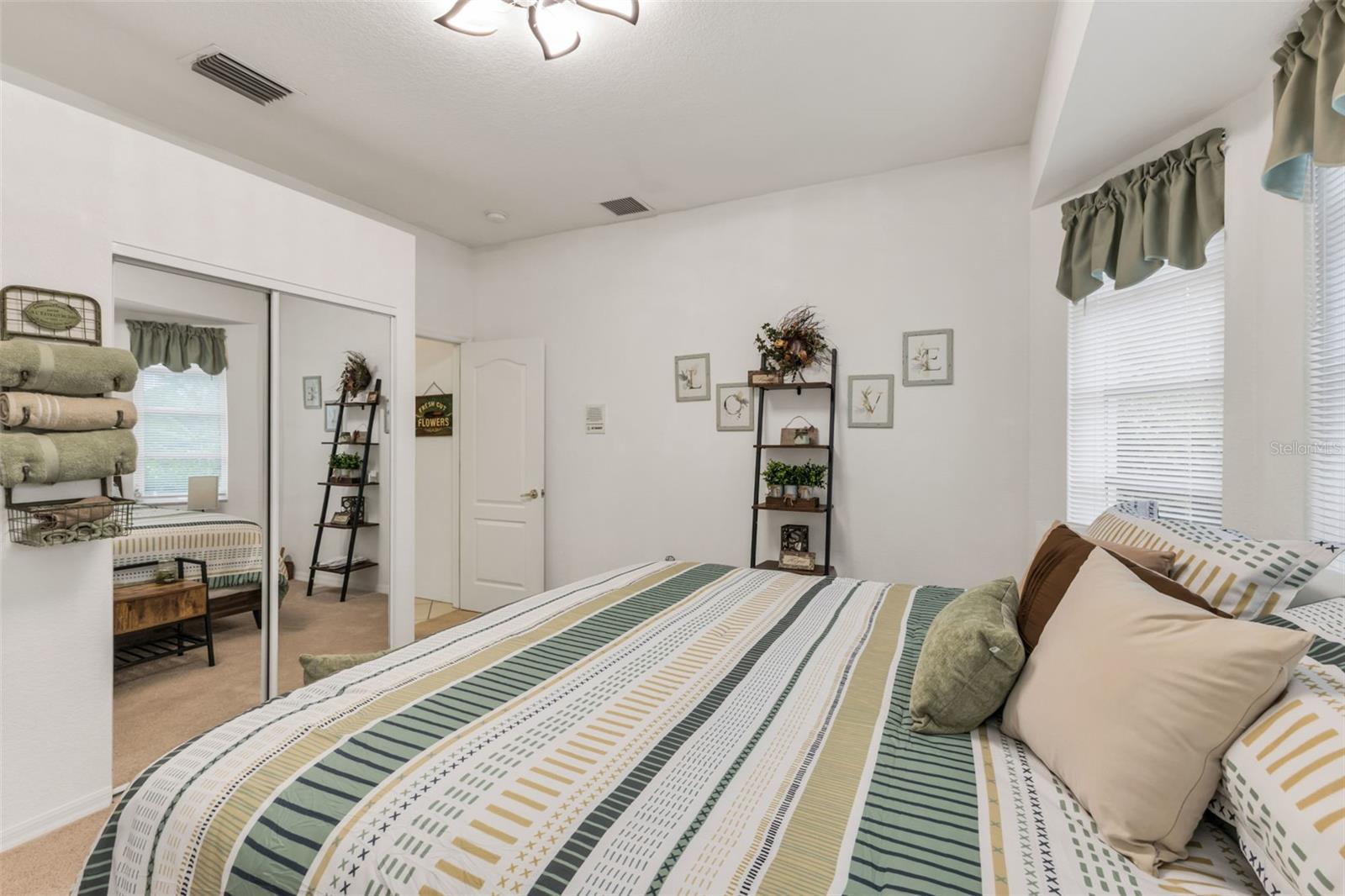 Image 33 of 80 For 2209 Baybell Street