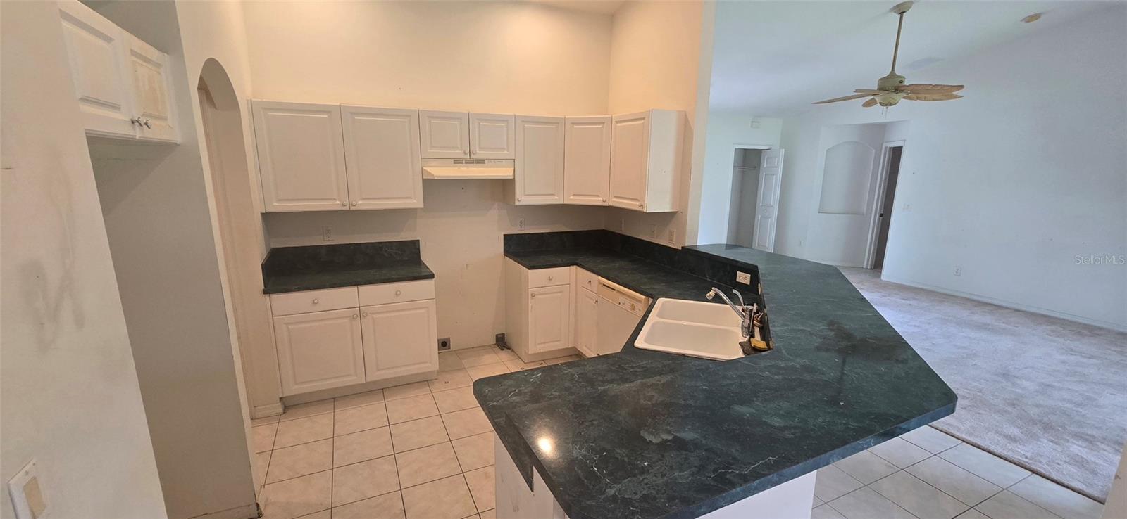 Image 8 of 17 For 1296 Banter Circle