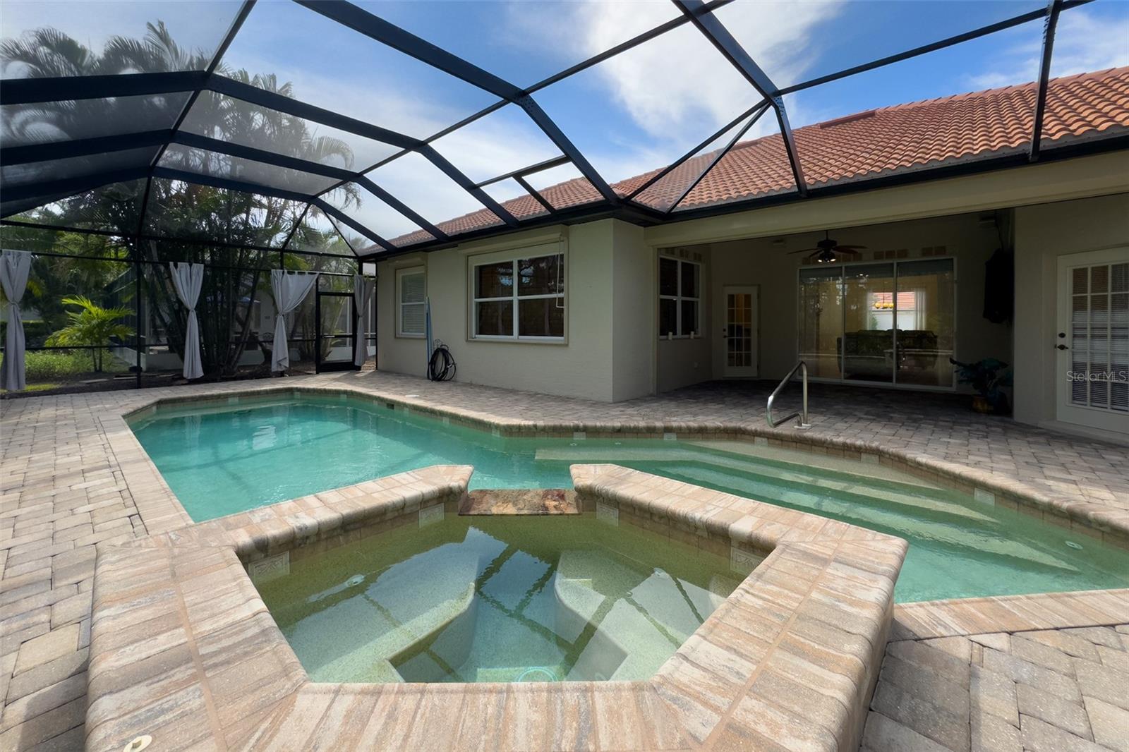 Image 14 of 63 For 4030 Cobia Estates Drive