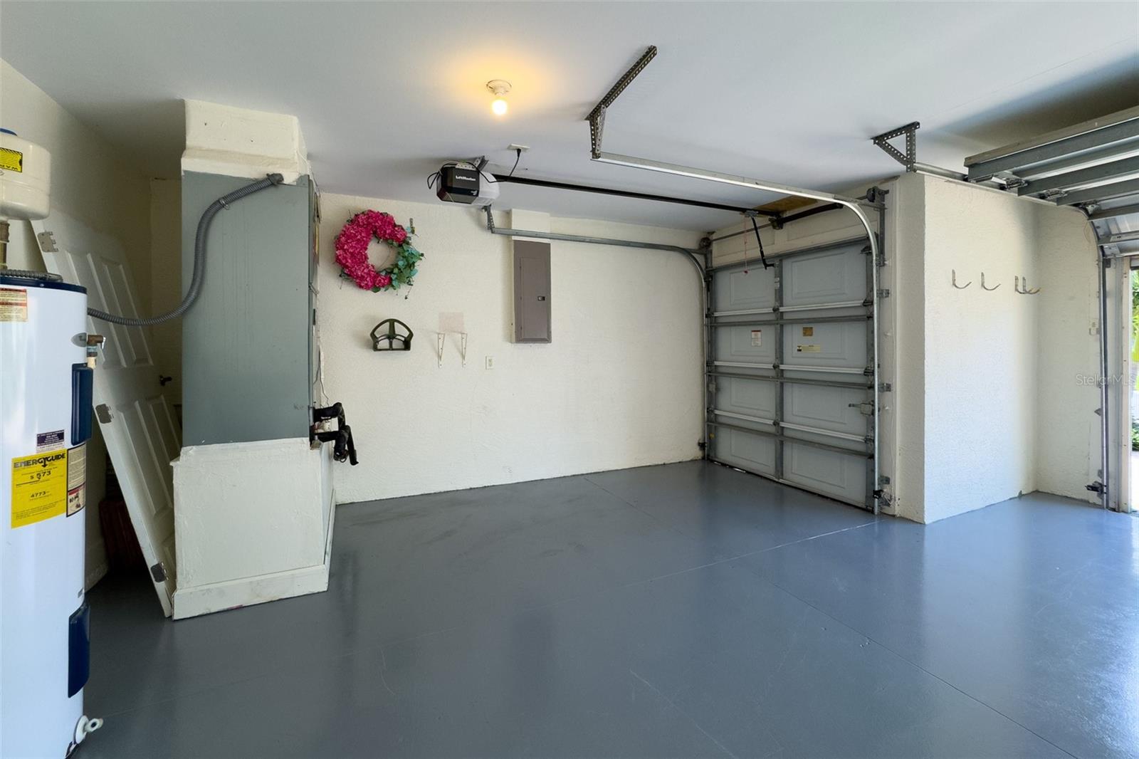 Image 16 of 63 For 4030 Cobia Estates Drive