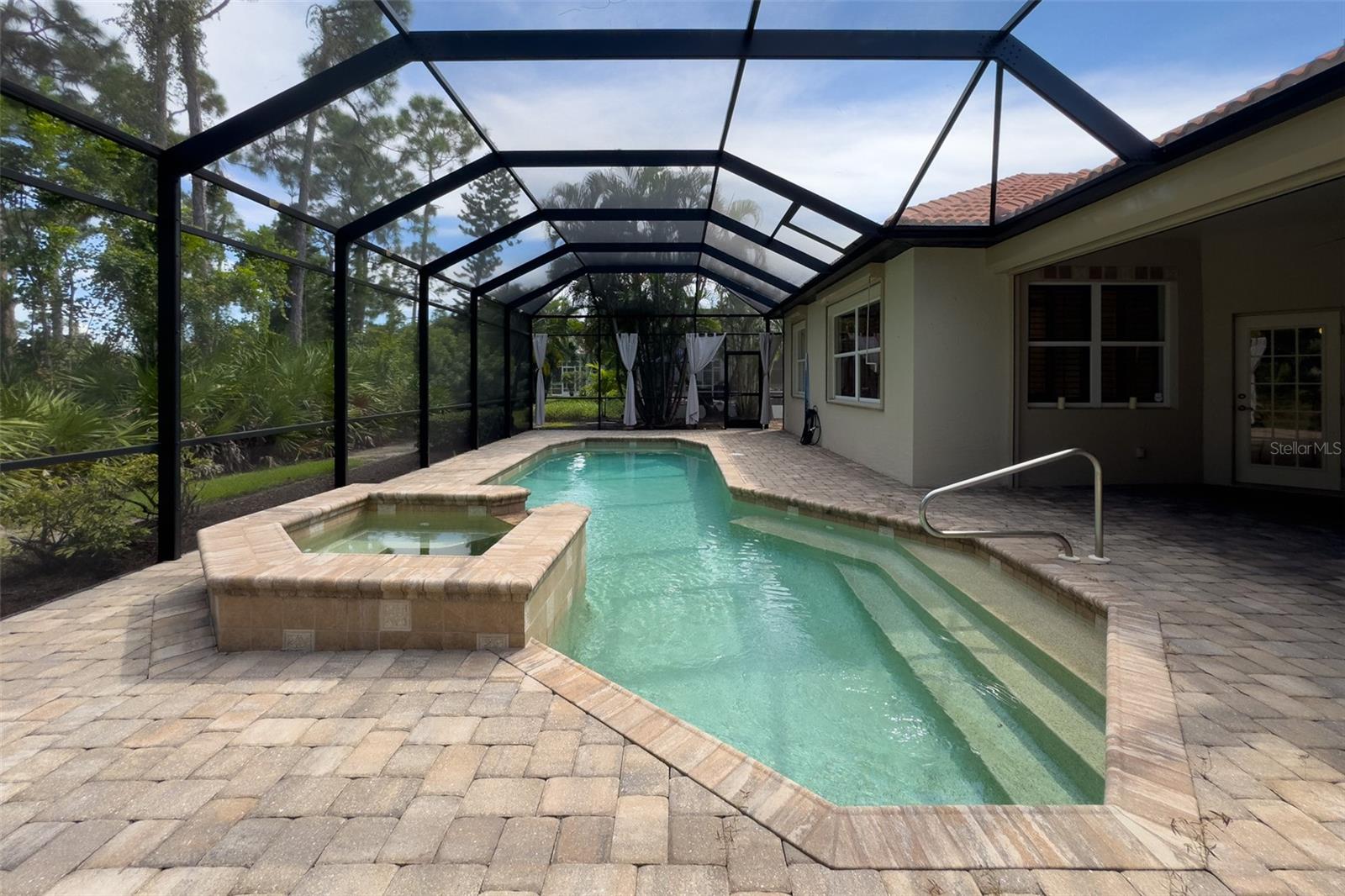 Image 17 of 63 For 4030 Cobia Estates Drive