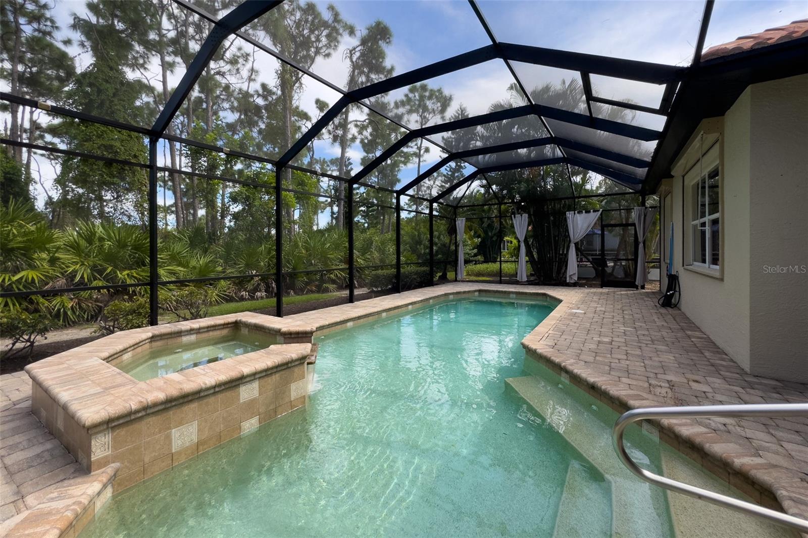 Image 18 of 63 For 4030 Cobia Estates Drive