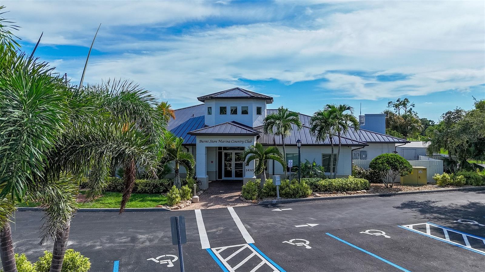 Image 25 of 63 For 4030 Cobia Estates Drive