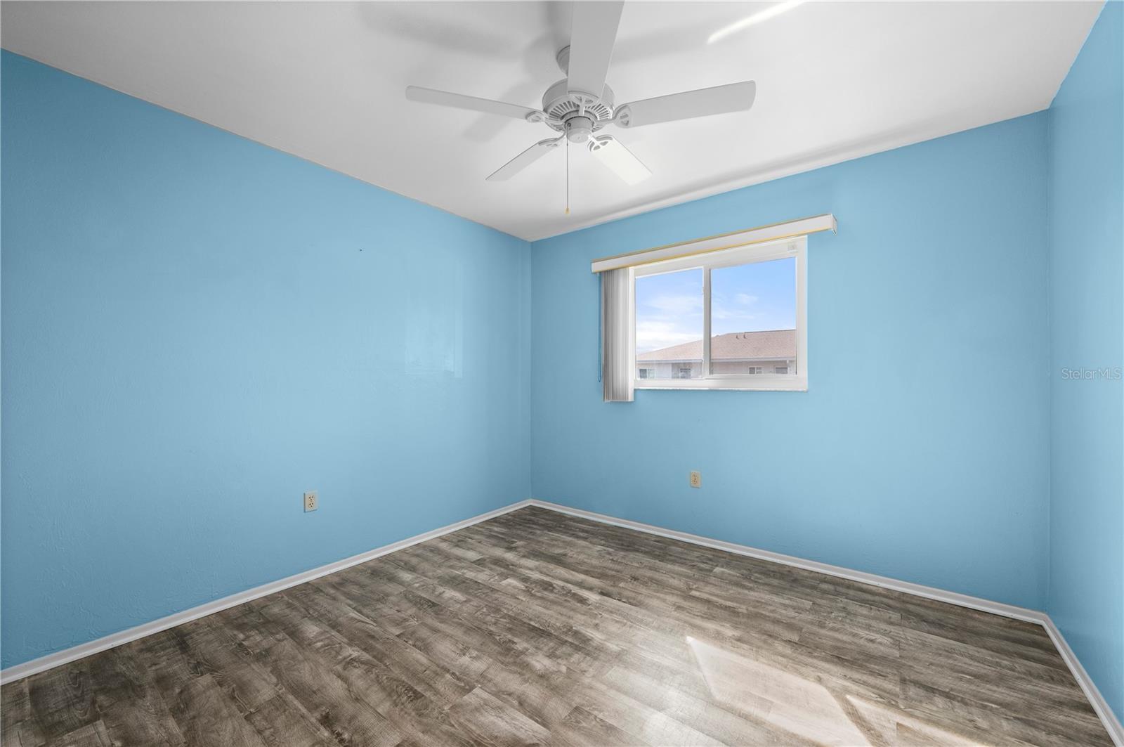 Image 12 of 32 For 12538 Kingsway Circle 1902