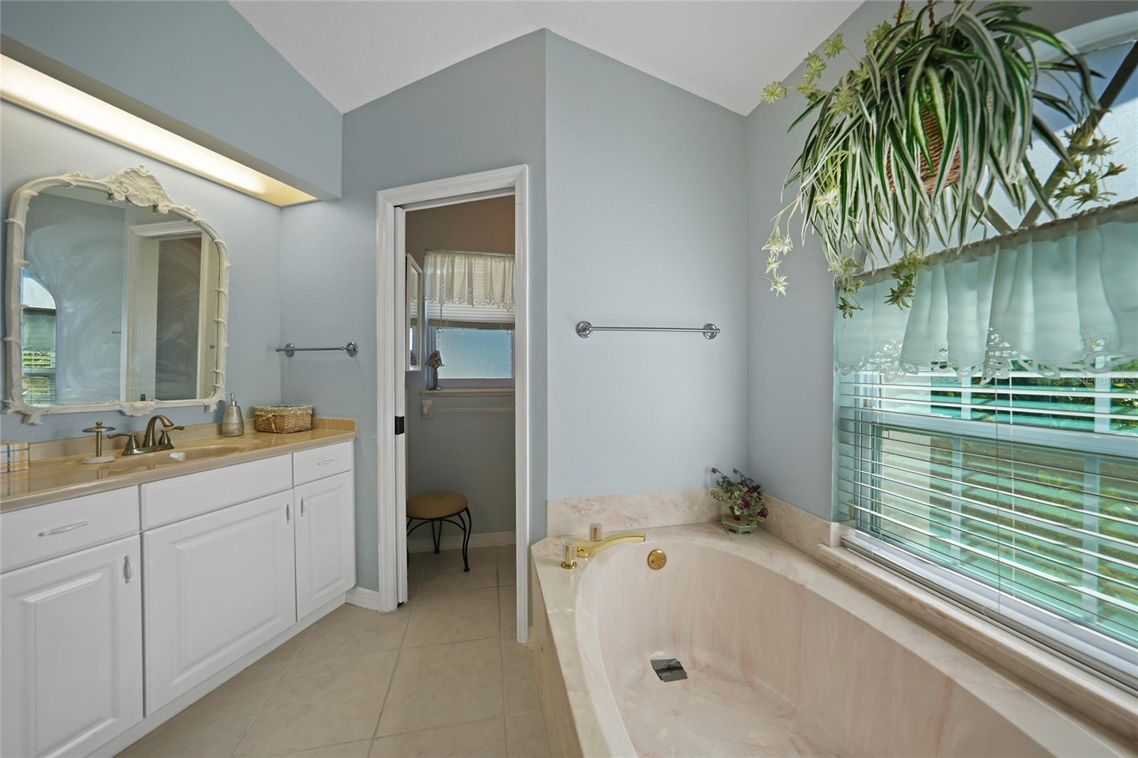 Image 21 of 34 For 5265 Neville Terrace