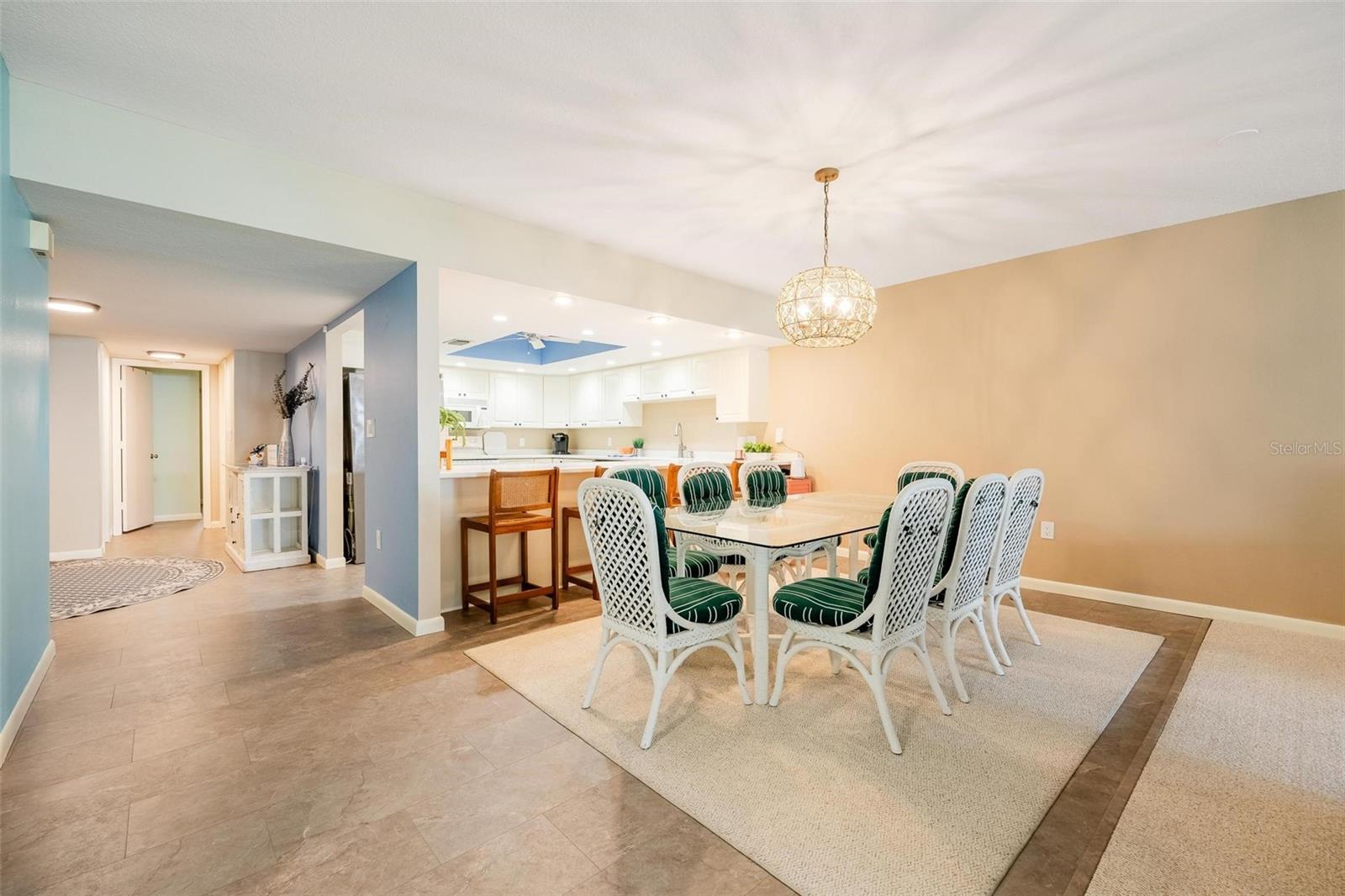 Image 13 of 55 For 3250 Southshore Drive 55a