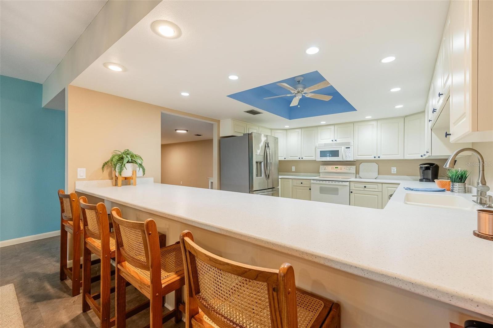 Image 15 of 55 For 3250 Southshore Drive 55a