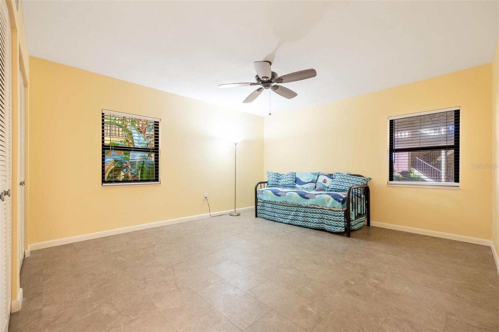 Image 32 of 55 For 3250 Southshore Drive 55a