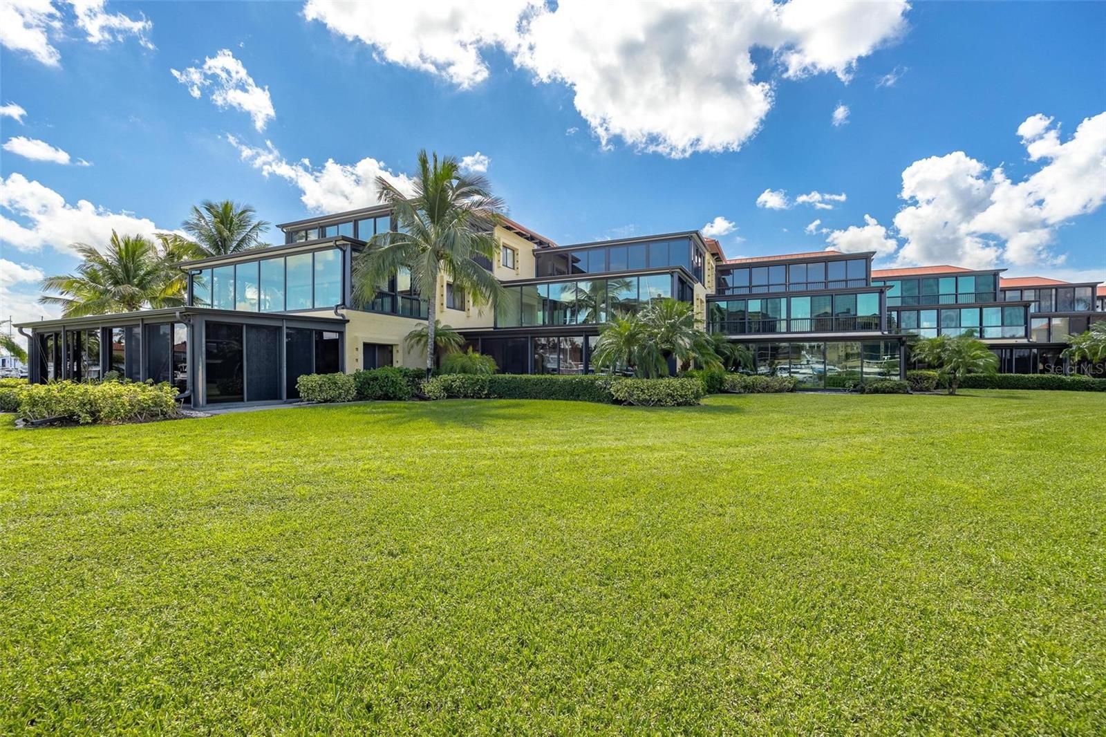Image 39 of 55 For 3250 Southshore Drive 55a