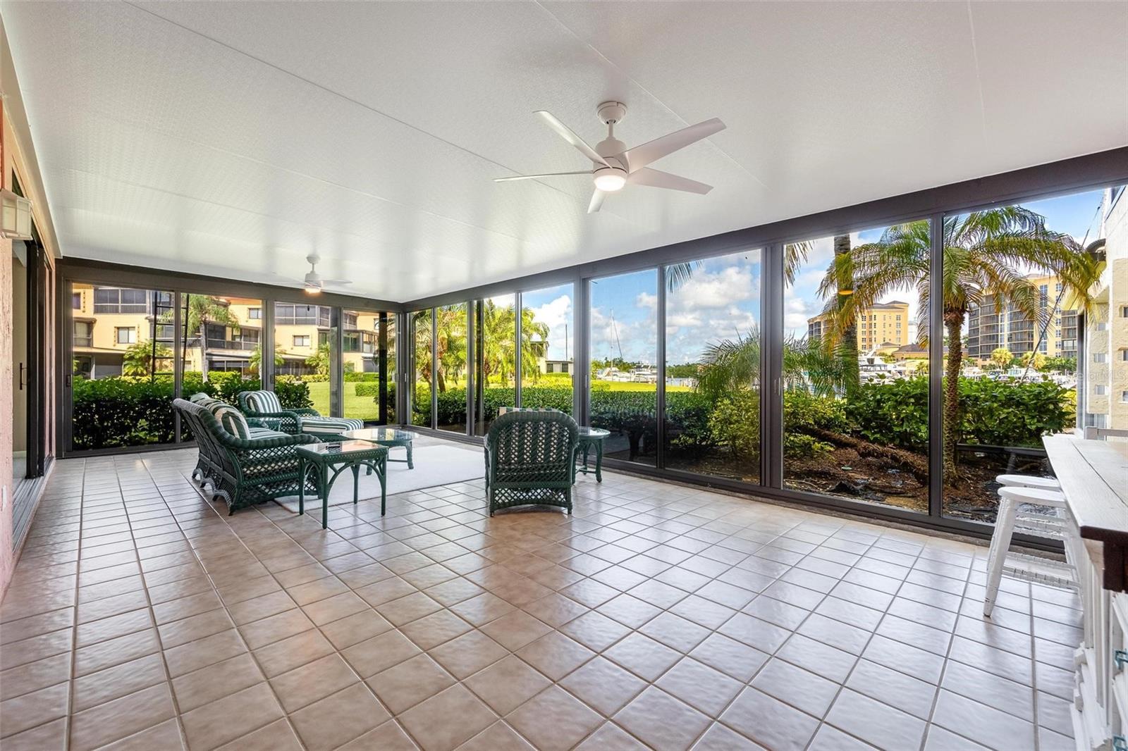 Image 8 of 55 For 3250 Southshore Drive 55a