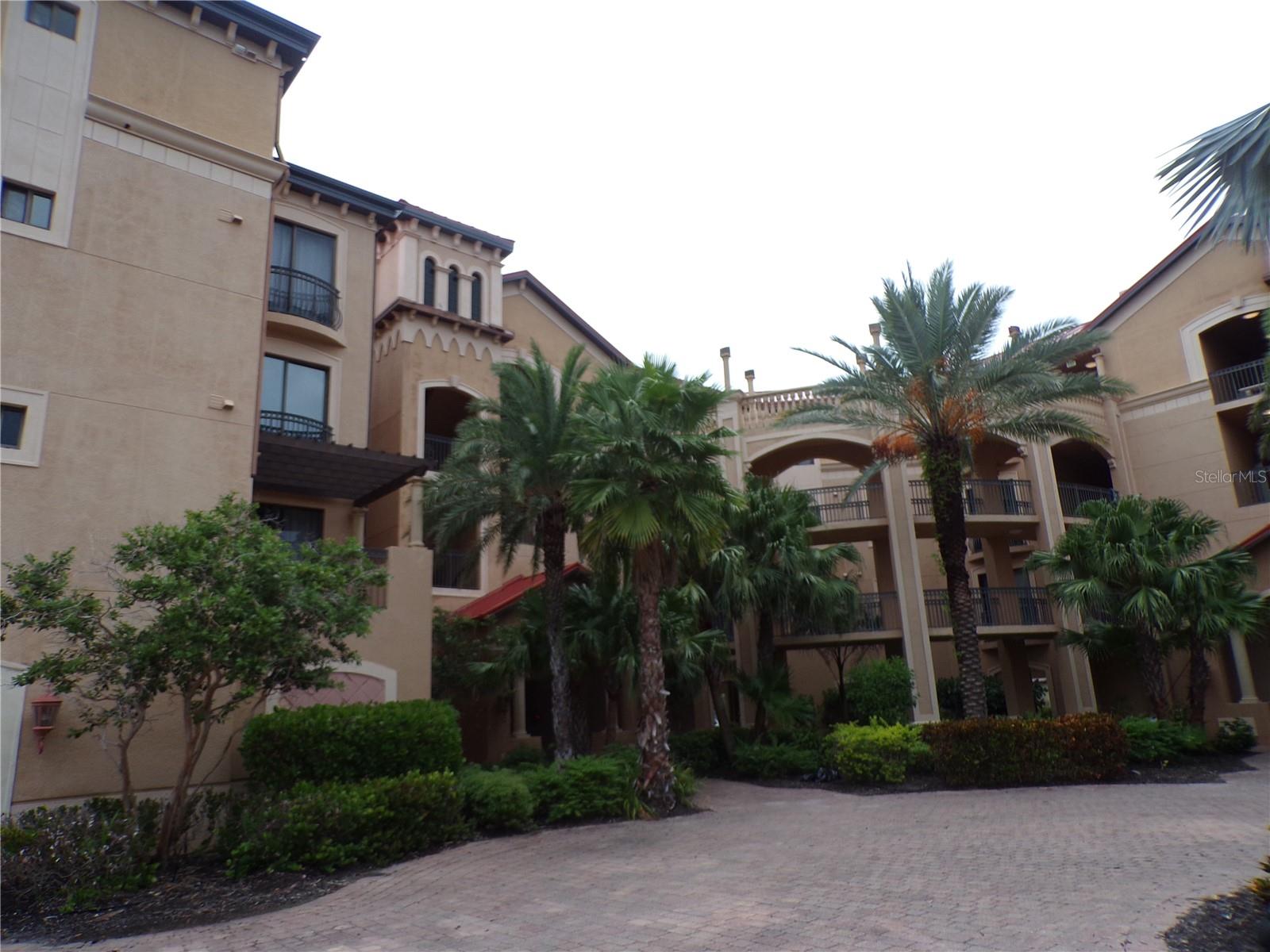 Image 34 of 77 For 88 Vivante Boulevard 402