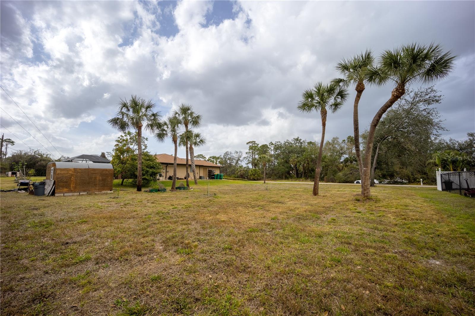 Image 32 of 33 For 17327 Wintergarden Avenue