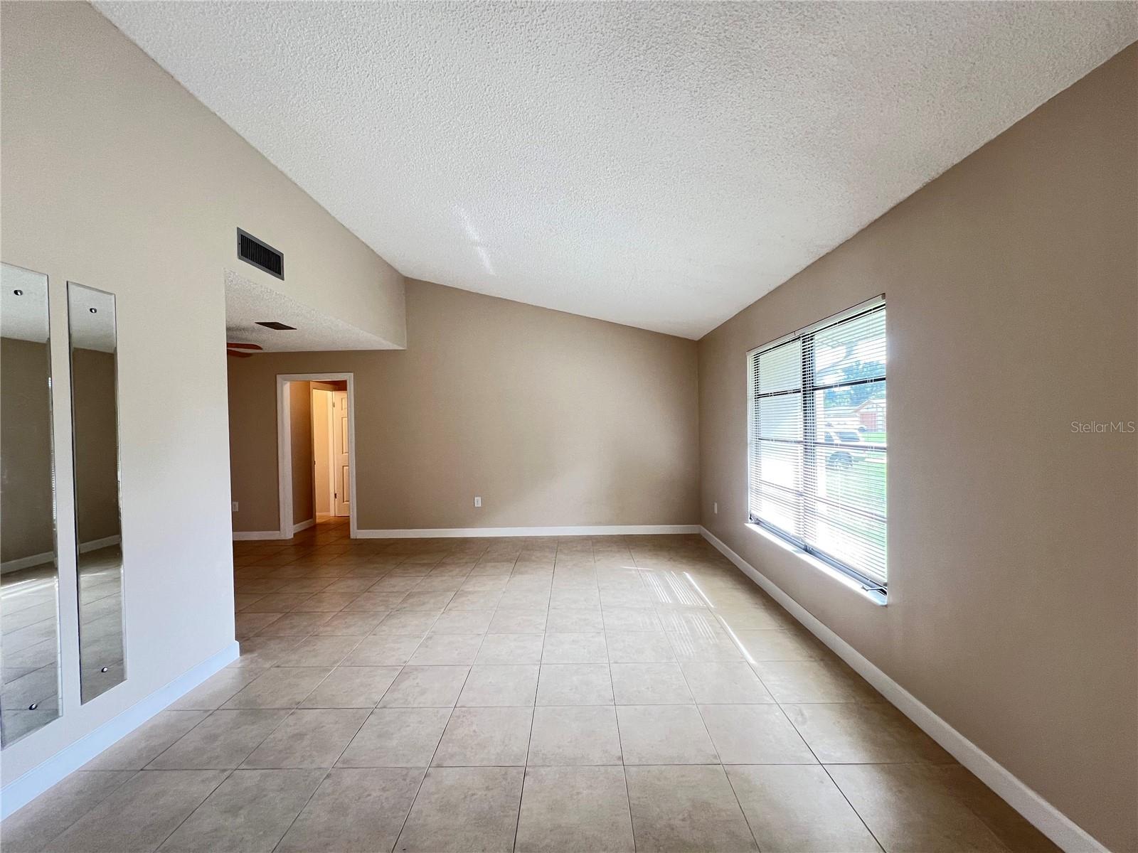 Image 4 of 44 For 1603 Scotten Street
