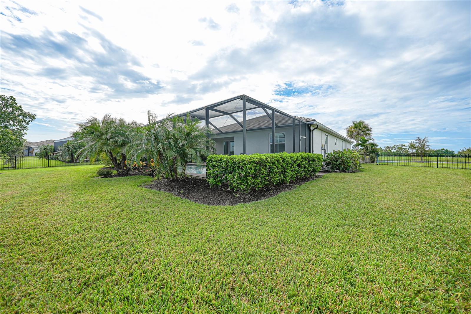 Image 47 of 68 For 14636 Ponce De Leon Trail