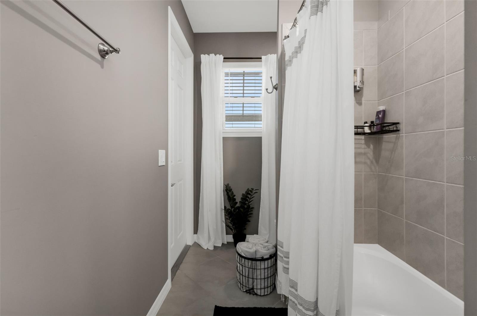 Image 39 of 89 For 25411 Narwhal Lane