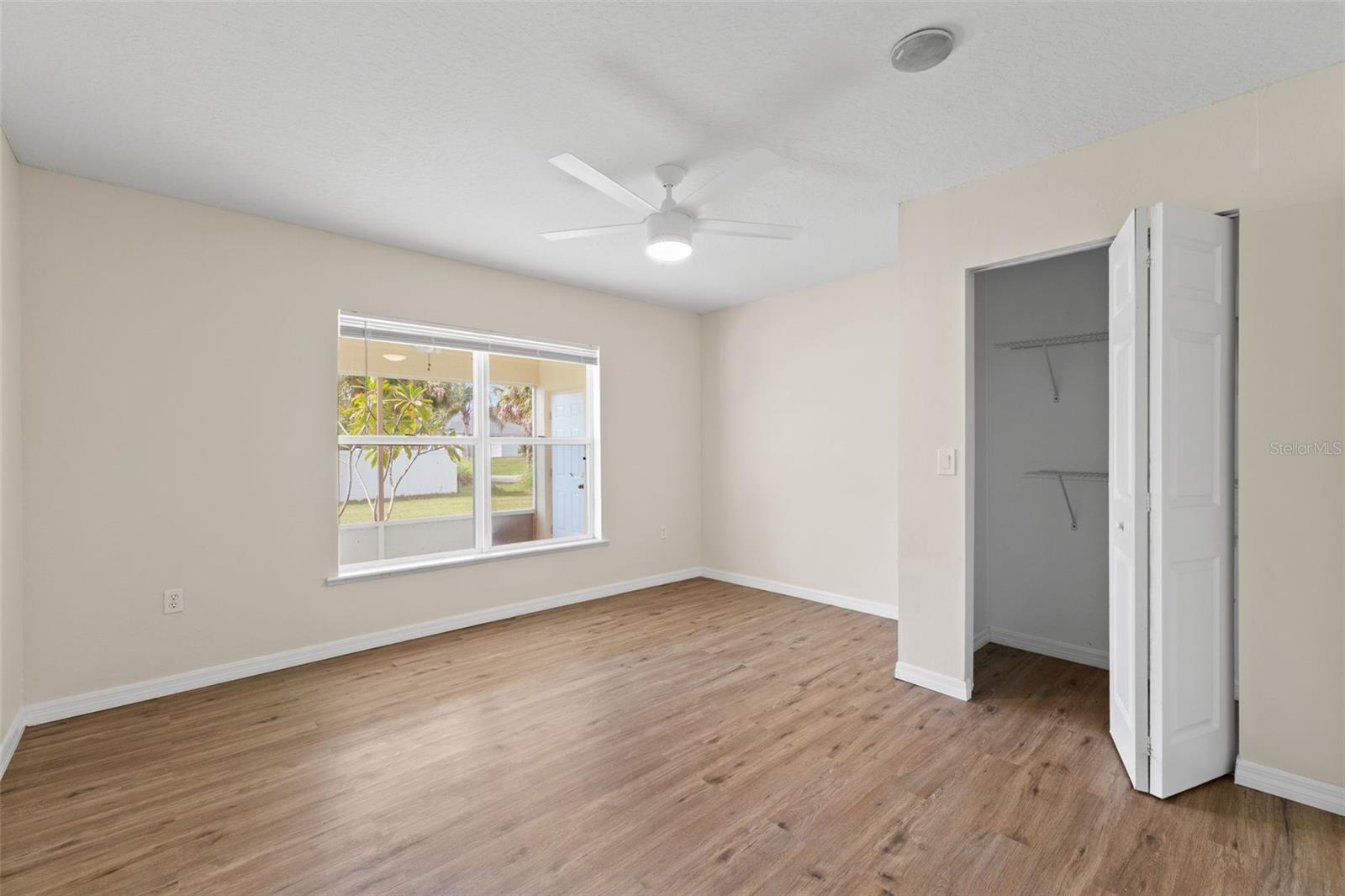 Image 15 of 47 For 5300 Sister Terrace
