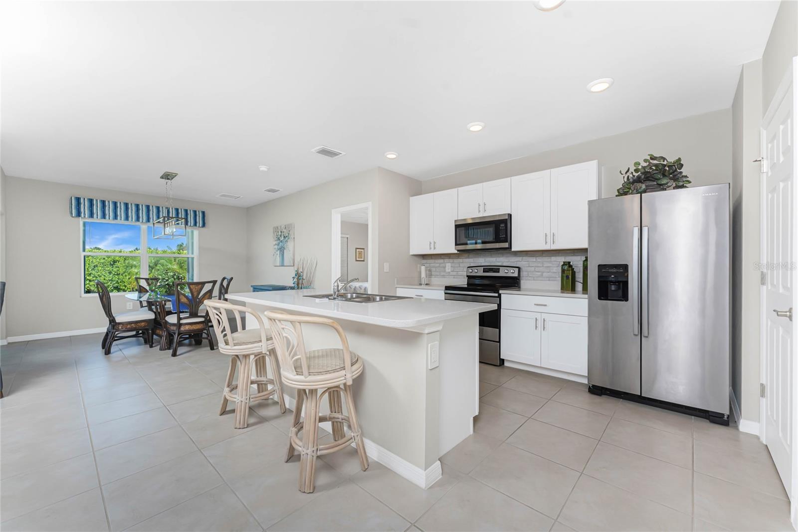 Image 11 of 52 For 4075 Manatee Lane