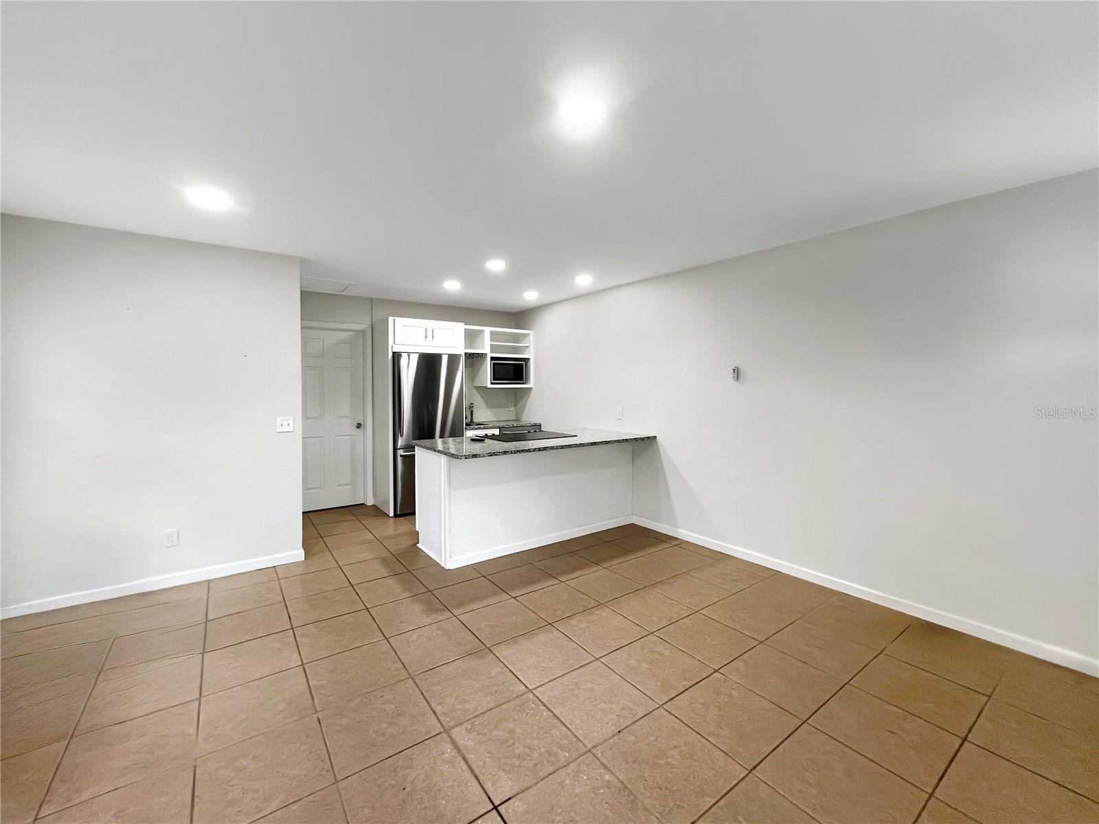 Image 5 of 31 For 11594 1st Avenue 1, 3