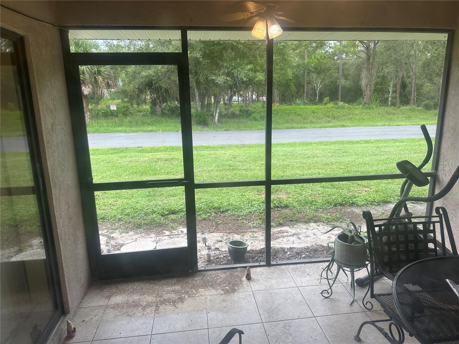 Image 18 of 19 For 24540 Harborview Road A1