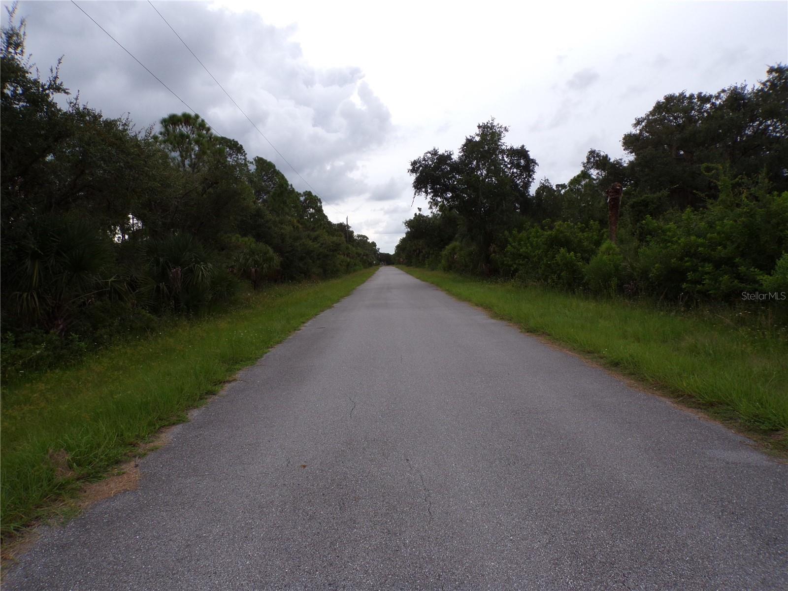 Image 12 of 15 For 14012 Carrie Avenue