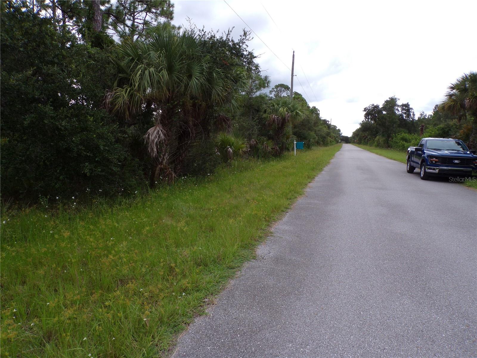 Image 4 of 15 For 14012 Carrie Avenue