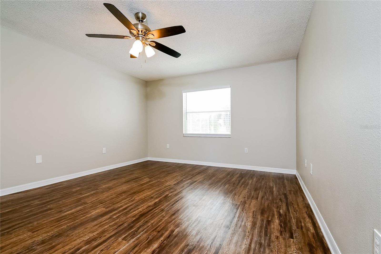 Image 5 of 15 For 2609 Highlands Vue Parkway