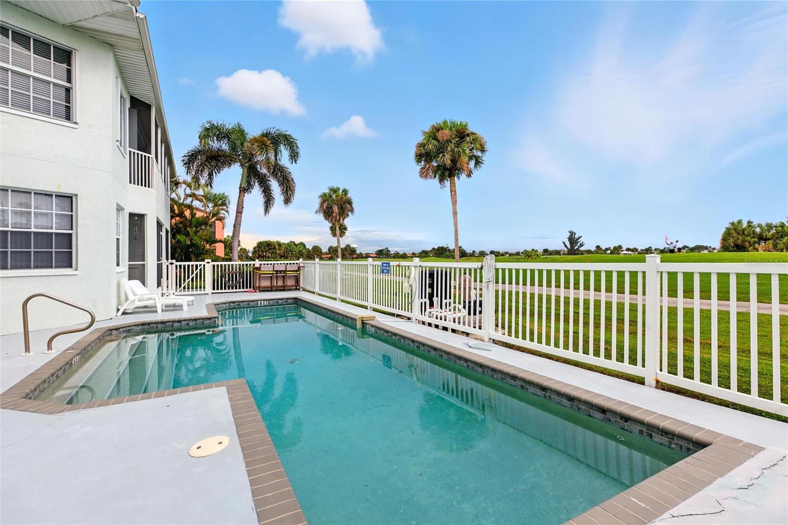Image 13 of 40 For 3907 San Rocco Drive 111