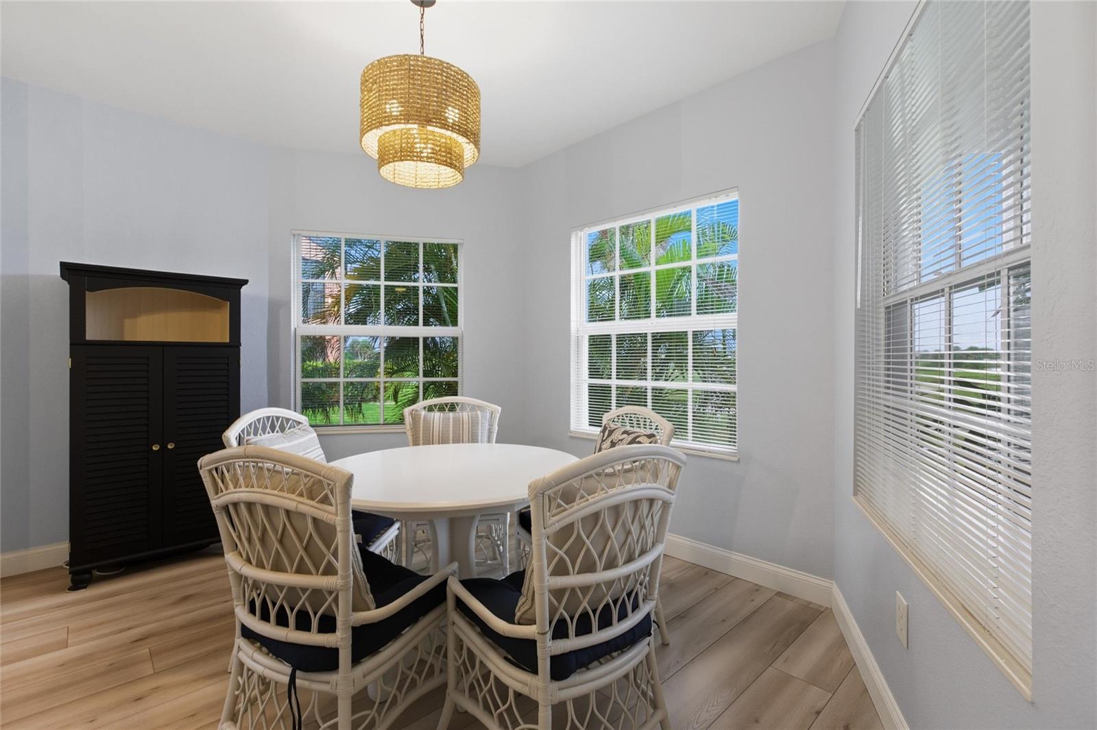 Image 15 of 40 For 3907 San Rocco Drive 111