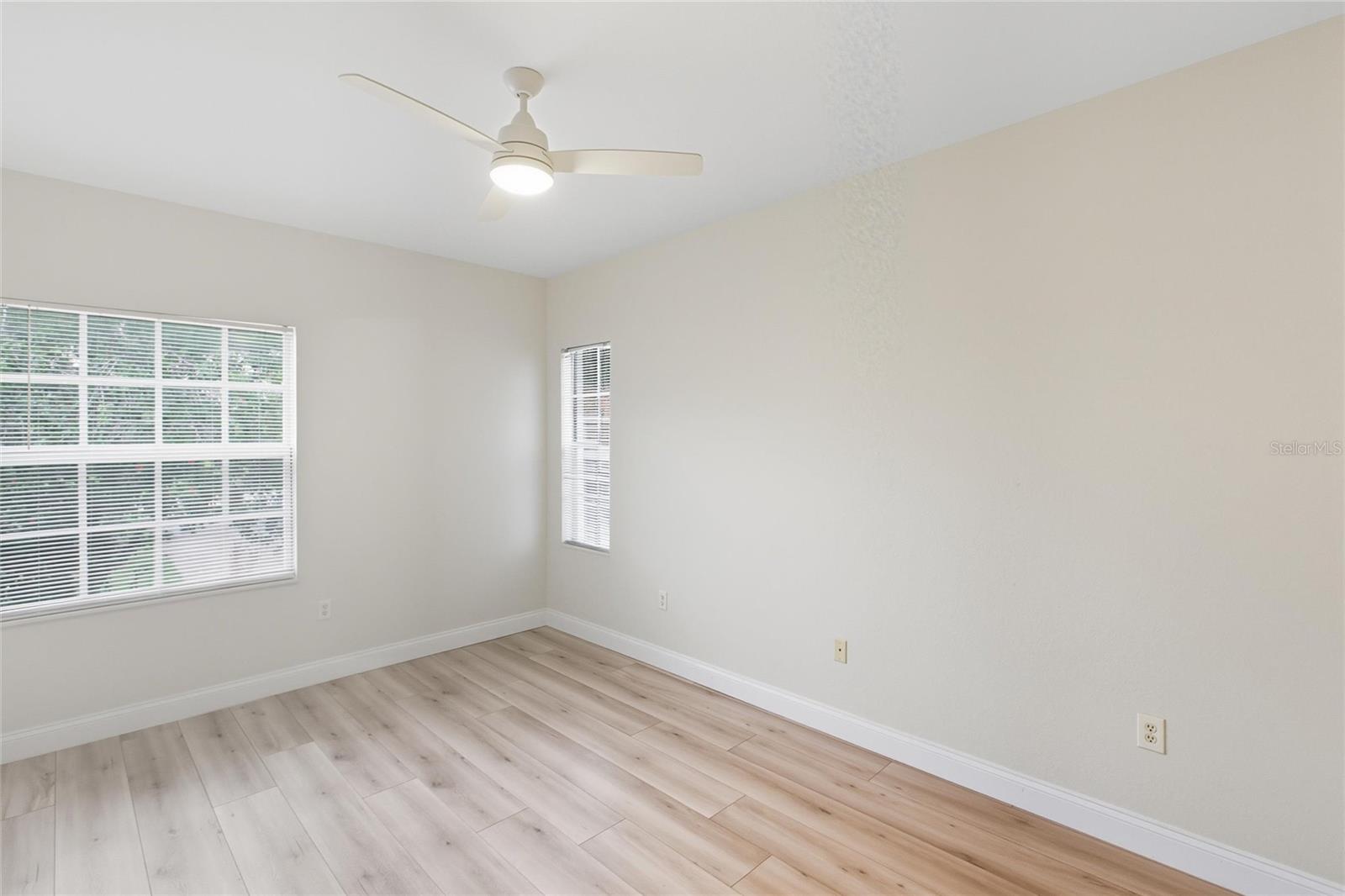 Image 19 of 40 For 3907 San Rocco Drive 111
