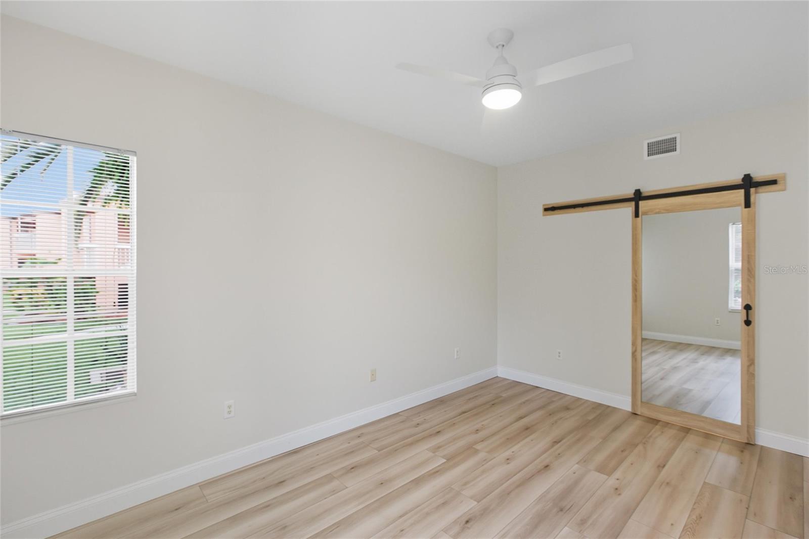 Image 21 of 40 For 3907 San Rocco Drive 111